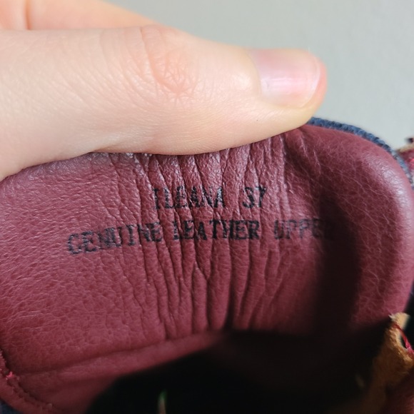 L'Artiste Ileana EU 37 US 6.5 to 7 Purple Black Lace Up Fairycore Boots Artsy - Picture 10 of 10